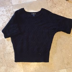 Easy Black pull over sweater